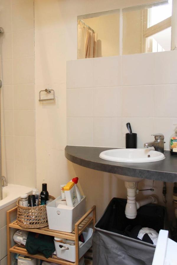 Apartment In The Center Of Париж Екстериор снимка